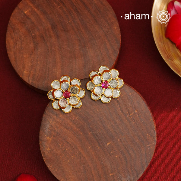 Statement gold polish Stud with beautiful kundan work. Handcrafted using traditional methods in 92.5 sterling silver with gold polish. Pair these with your ethnic outfits this festive season to ace your look.
