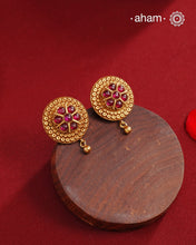 Statement gold polish earring with beautiful designs inspired from the temples of South India. Handcrafted using traditional methods in 92.5 sterling silver with dull gold polish.
Pair these with your ethnic outfits this festive season to ace your look.