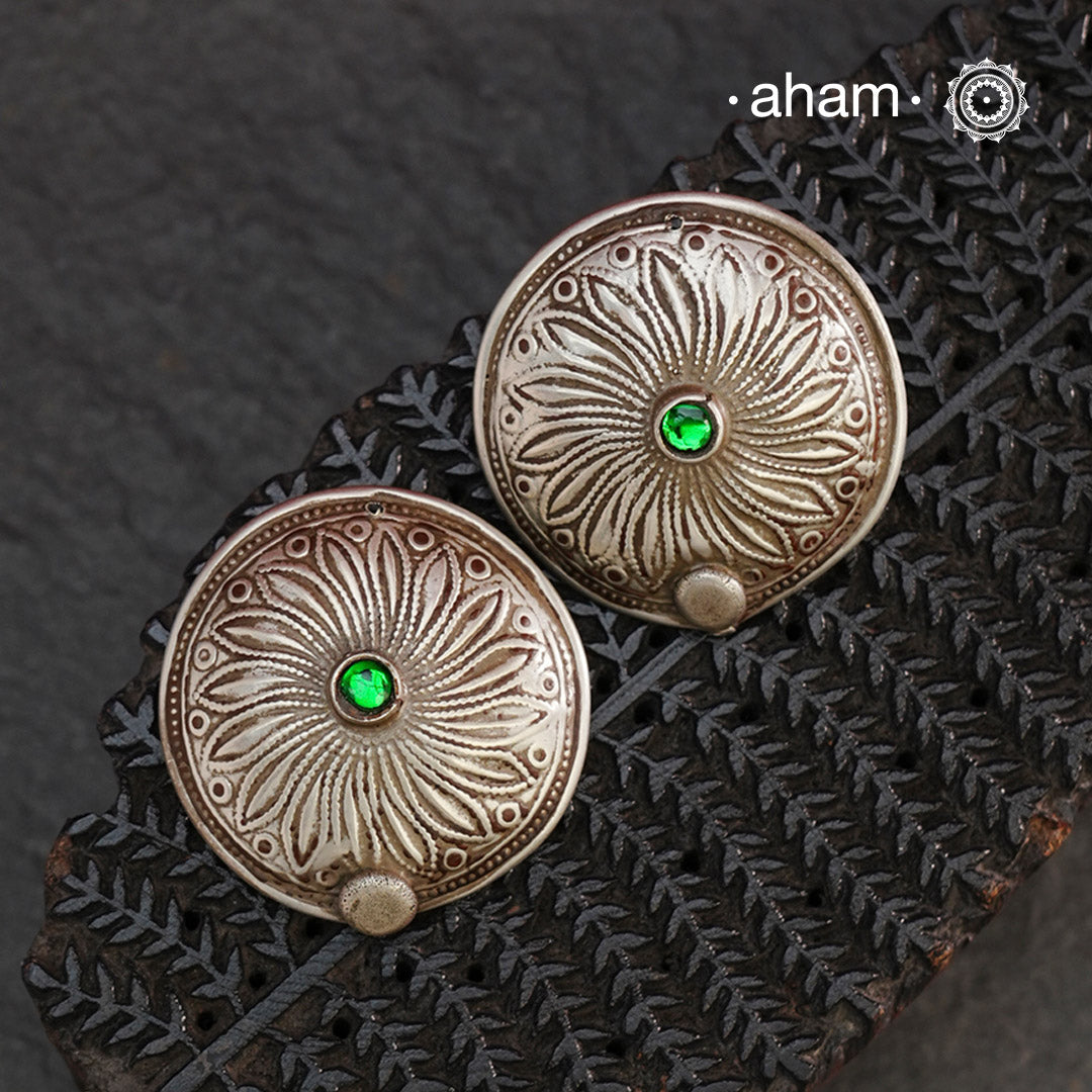 How beautiful are these dome shaped silver studs. Light weight and so easy to wear. Vintage plug earrings that are converted to stud style easy to wear earrings. 