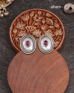 Expertly handcrafted in Kolhapur, these 92.5 sterling silver earrings are made by skilled artisans. Their lightweight design makes them ideal for everyday wear.