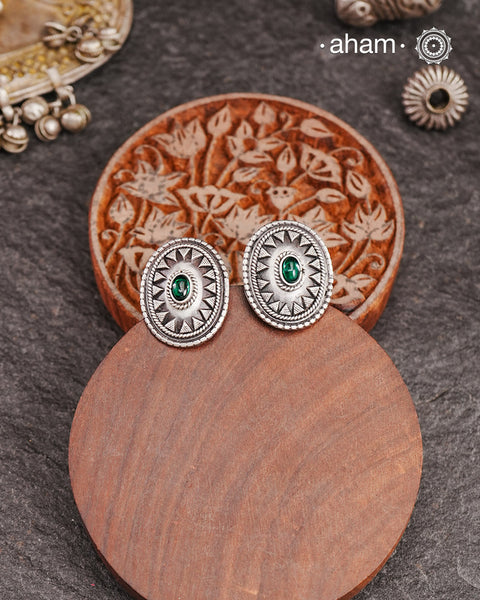 Expertly handcrafted in Kolhapur, these 92.5 sterling silver earrings are made by skilled artisans. Their lightweight design makes them ideal for everyday wear.