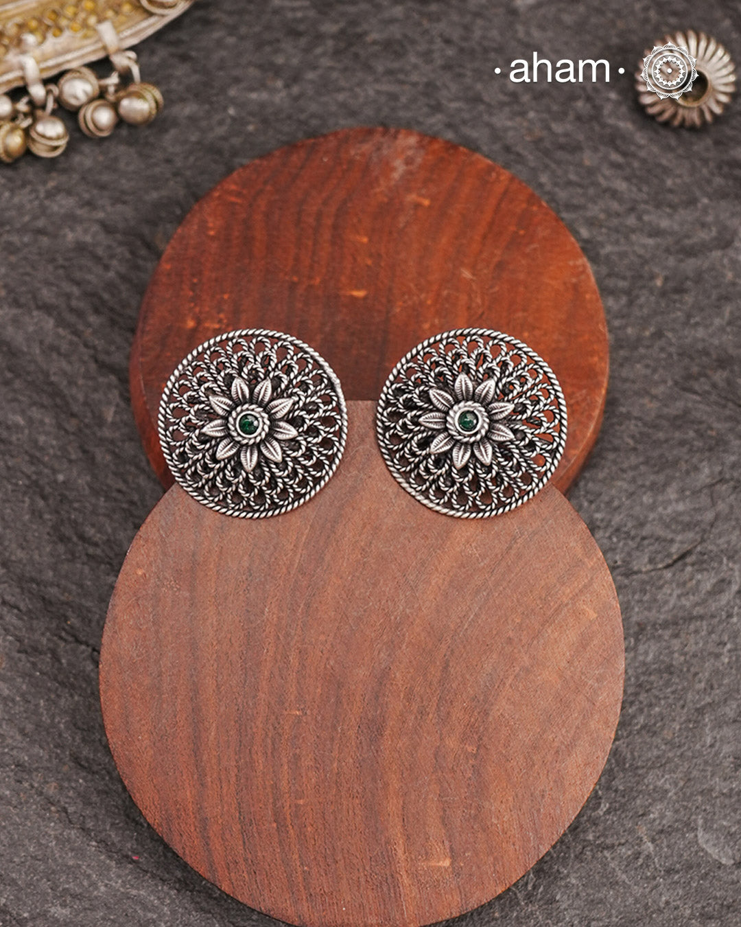 Expertly handcrafted in Kolhapur, these 92.5 sterling silver earrings are made by skilled artisans. Their lightweight design makes them ideal for everyday wear.