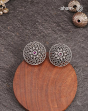 Expertly handcrafted in Kolhapur, these 92.5 sterling silver earrings are made by skilled artisans. Their lightweight design makes them ideal for everyday wear.