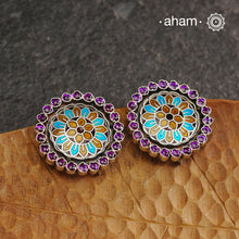 This Meena Work Festive Silver Studs is a stunning piece of jewellery perfect for special occasions. It features a combination of kundan and meena work all crafted in 92.5 silver.