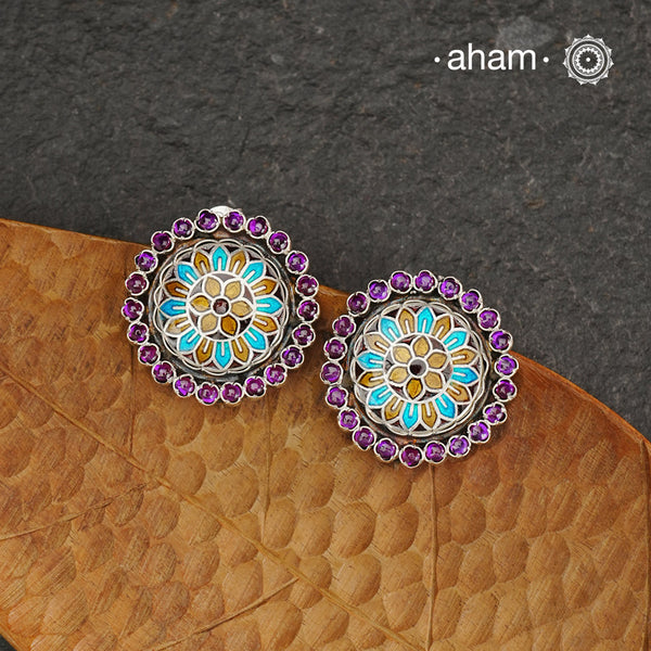 This Meena Work Festive Silver Studs is a stunning piece of jewellery perfect for special occasions. It features a combination of kundan and meena work all crafted in 92.5 silver.