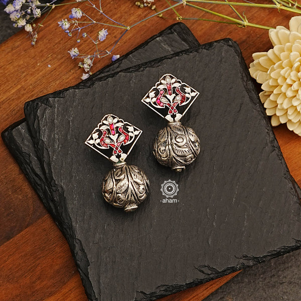 Elevate your look with these stunning Ira Drop Silver Earrings! Crafted in 92.5 silver, with mesmerising Kundan top and chital ball drop are sure to turn heads. Perfect for any occasion, add a touch of glamour to both your ethnic and western outfits! 