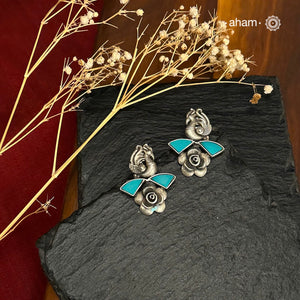 Handcrafted 92.5 sterling silver Ira Earrings with perfect peacock rose and turquoise highlight. Perfect for casual evenings.&nbsp;