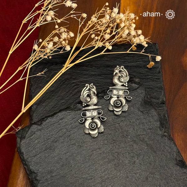 Expertly crafted from 92.5 sterling silver, the Ira Earrings make a stylish addition to a casual outing with friends.