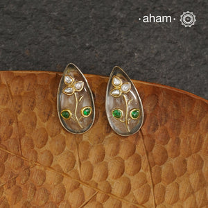 Handcrafted 92.5 sterling silver Ira drop earrings with clear quartz stone with inlay work.