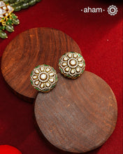 Expertly crafted studs feature 92.5% sterling silver with a fine gold polish finish, elegantly set with brilliant moissanite stones. Designed to offer lasting shine and sophistication making them a perfect choice for both everyday wear and special occasions.&nbsp;&nbsp;.&nbsp;