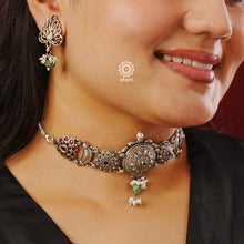 Beautiful handcrafted Choker with Kemp and Green stones, and hanging pearls. Comes with matching earring 