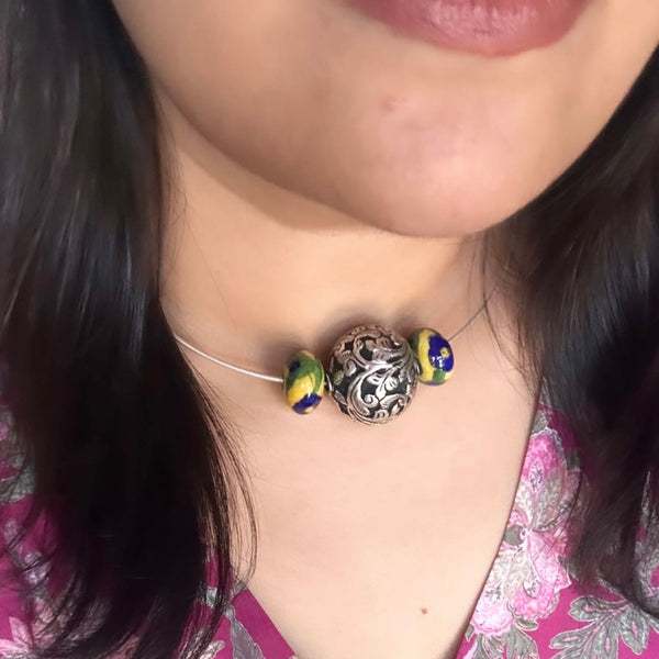 Everyday Wear Silver Chitai Pendant in 92.5 silver and Jaipur Blue Pottery Beads in Wire Hasli. Easy to wear, looks great with Indian and Western outfits.  The Hasli is easily removable and can be used with any other pendant as well. 
