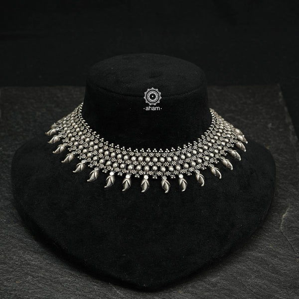 Mewad Silver Neckpiece