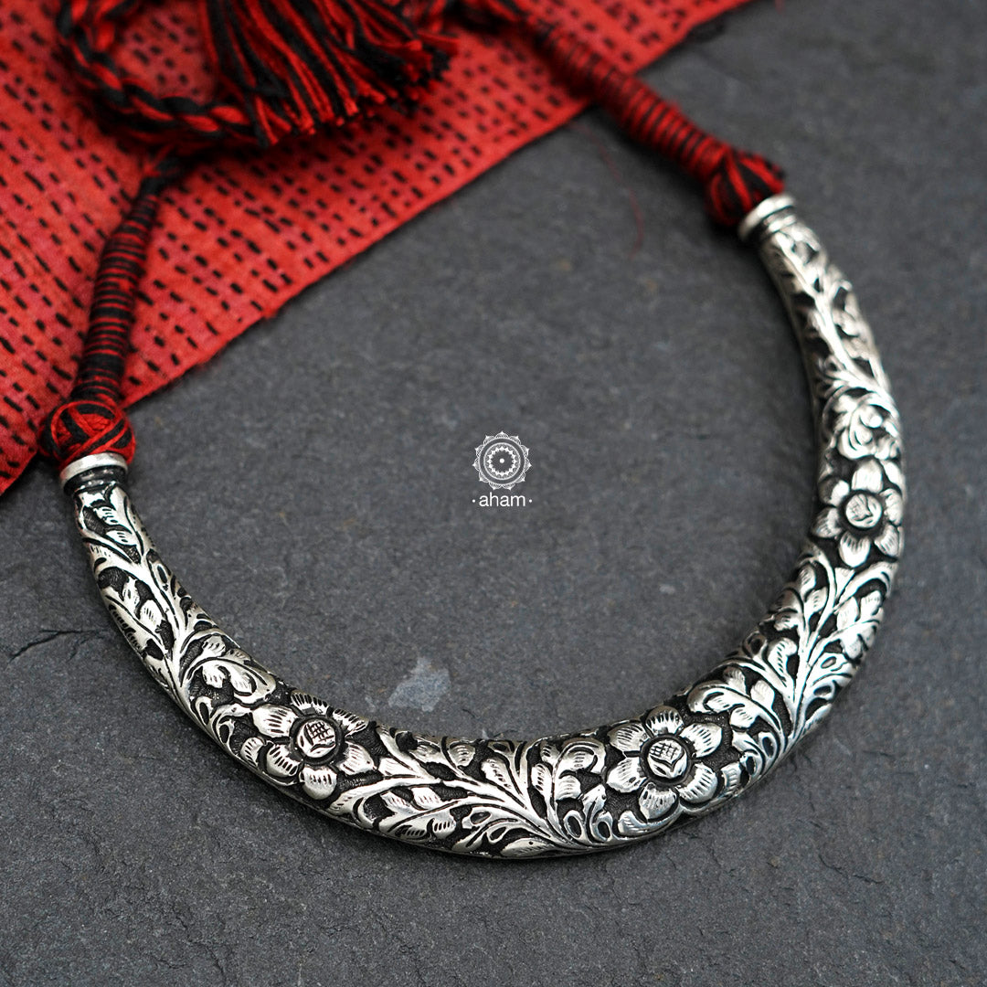 Handmade Chitai work 92.5 Sterling silver hasli.  Can be worn both ways and comes with adjustable thread for ease of wearing. A bestseller and a classic piece that has stood the test of time and is bound to become a family heirloom. 