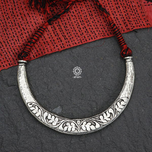 Handmade Chitai work 92.5 Sterling silver hasli.  Can be worn both ways and comes with adjustable thread for ease of wearing. A bestseller and a classic piece that has stood the test of time and is bound to become a family heirloom. 