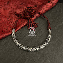 Handmade Chitai work 92.5 Sterling silver hasli. 
Can be worn both ways and comes with adjustable thread for ease of wearing. 
A bestseller and a classic piece that has stood the test of time and is bound to become a family heirloom. 
