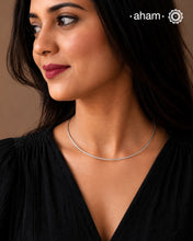 Everyday Wear 92.5 silver wire Hasli.
Easy to wear, looks great with Indian and Western outfits.The Hasli opens on one end which allows you to easily put in pendants.