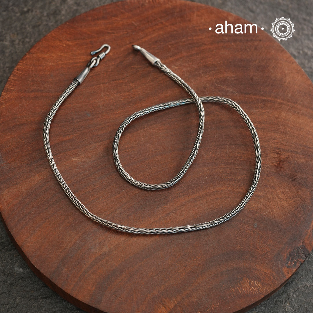 Handcrafted 92.5 sterling silver neckpiece. Wear it as it is or with a pendant.