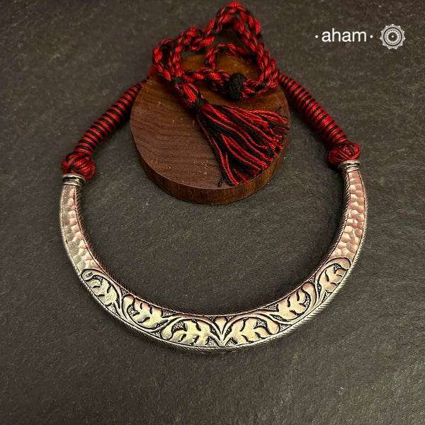 Handmade Chitai work 92.5 Sterling silver hasli.Can be worn both ways and comes with adjustable thread for ease of wearing.A bestseller and a classic piece that has stood the test of time and is bound to become a family heirloom.