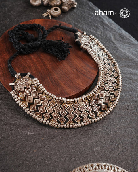 Mewad Silver Neckpiece