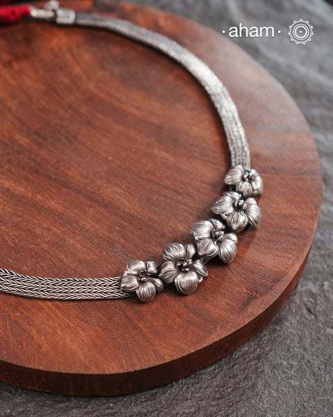 Mewad Silver Neckpiece