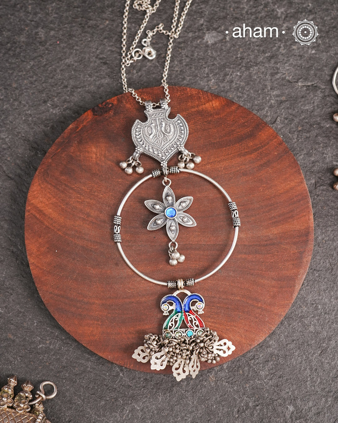 Mewad Silver Neckpiece