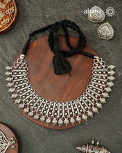 Mewad Silver Neckpiece