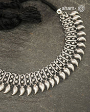 Mewad Silver Neckpiece