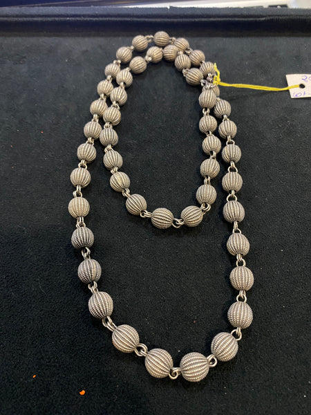 Mewad Silver Neckpiece