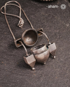 Vintage Lingam Silver Neckpiece