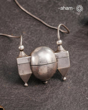 Vintage Lingam Silver Neckpiece