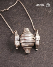 Vintage Lingam Silver Neckpiece