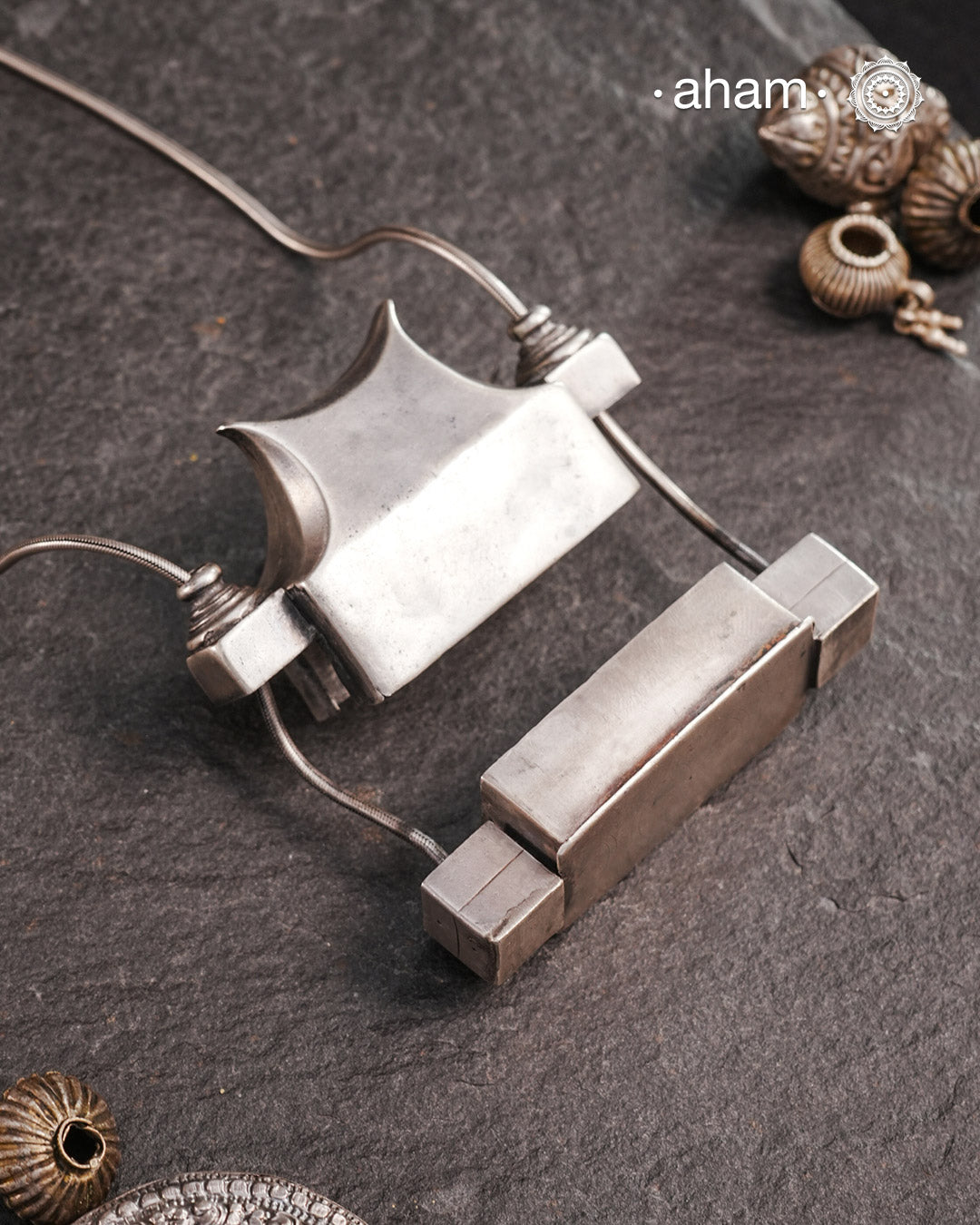 Lingam Silver Neckpiece