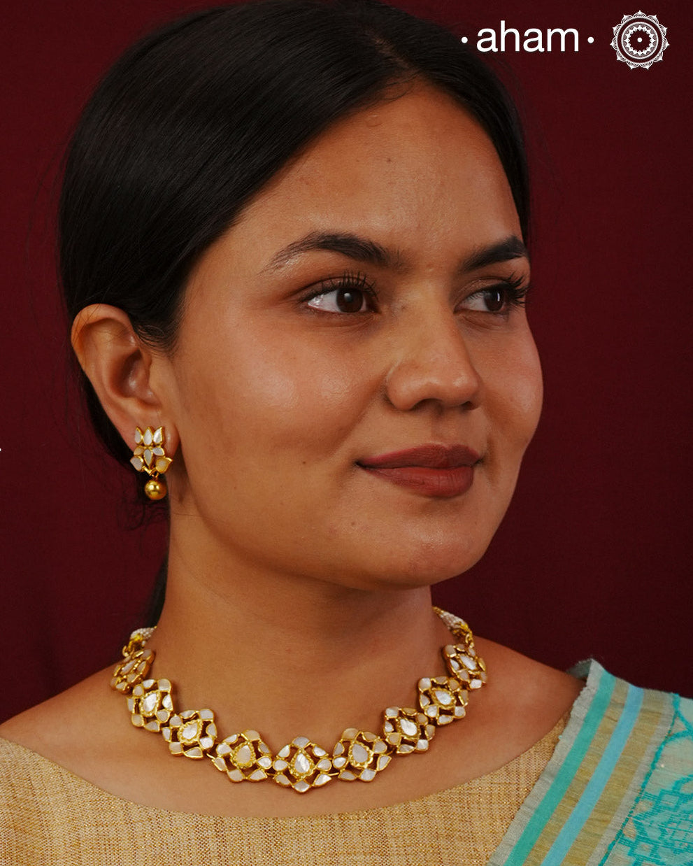 Mother of Pearl Gold Polish Silver Neckpiece