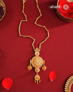 Temple Work Gold Polish Silver Neckpiece