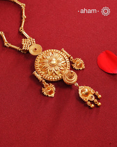 Temple Work Gold Polish Silver Neckpiece