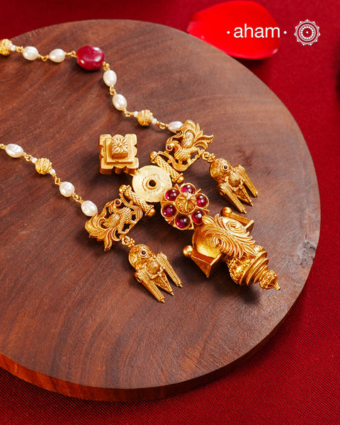 Temple Work Gold Polish Silver Neckpiece