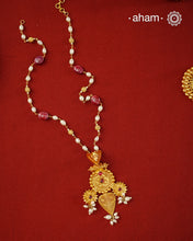 Temple Work Gold Polish Silver Neckpiece