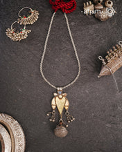 Tribal Glass Silver Neckpiece