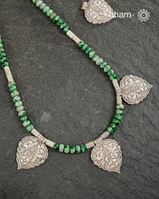 Peepul Patra Tree Agate Silver Neckpiece
