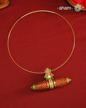 Festive 92.5 sterling silver pendant fine kemp work and gold polish. Handcrafted by skilful artisans.