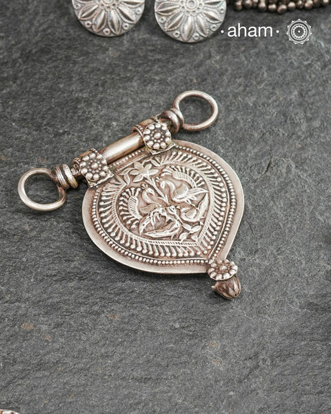 Beautiful handcrafted tribal silver amulet pendant from a bygone area, that bring back memories and stories of that time.&nbsp;Wear it with a long chain or with a black thread, or layer them to create a distinct look.