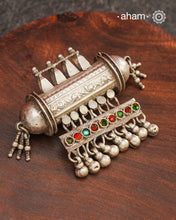 Beautiful handcrafted tribal silver amulet pendant from a bygone area, that bring back memories and stories of that time.&nbsp;Wear it with a long chain or with a black thread, or layer them to create a distinct look.&nbsp;