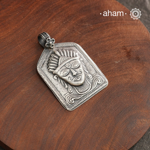 Discover the charm of traditional craftsmanship with our Handmade Lord Surya 92.5 Sterling Silver Pendant.

Expertly crafted using the thapi (stamp die) technique, this pendant reflects the age-old artistry of India’s tribal communities. Known by various names like Kavach, Mandaliya, Patri, and Kathla, amulet pendants have long been cherished as symbols of passive worship—a way to keep your deity, Kuldevta, or Kuldevi close to your heart. 