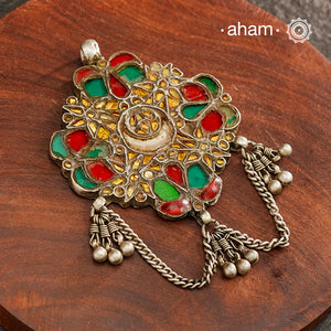 Beautiful handcrafted tribal silver glass pendant from a bygone area, that bring back memories and stories of that time. Wear it with a long chain or with a black thread, or layer them to create a distinct look. 