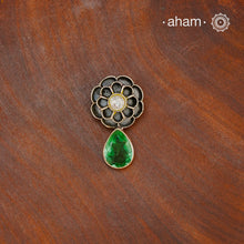 Expertly crafted from 92.5 silver, the Ira Stone Silver Pendant features a stunning ira stone drop. Elevate your style with this elegant and stylish piece.