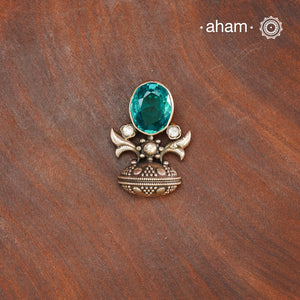 Expertly crafted from 92.5 silver, the Ira Stone Silver Pendant features a stunning ira stone drop. Elevate your style with this elegant and timeless piece.