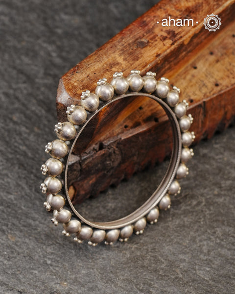 Handcrafted classic Silver kada.