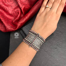 Tar and Rava Work Kada (Size 2.4, Openable)