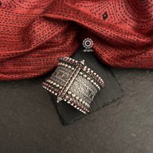 Beautiful and intricate handcrafted 92.5 silver kada with tar and rava work.